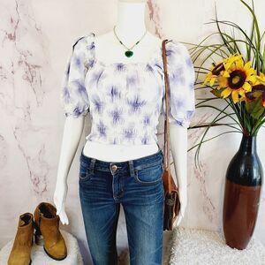 Levis 100% cotton smocked crop top